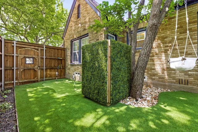 5451 Merrimac Avenue, Dallas, TX 75206
