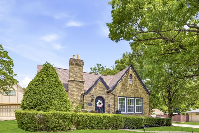 5451 Merrimac Avenue, Dallas, TX 75206
