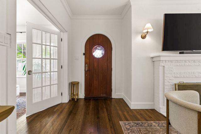 5451 Merrimac Avenue, Dallas, TX 75206