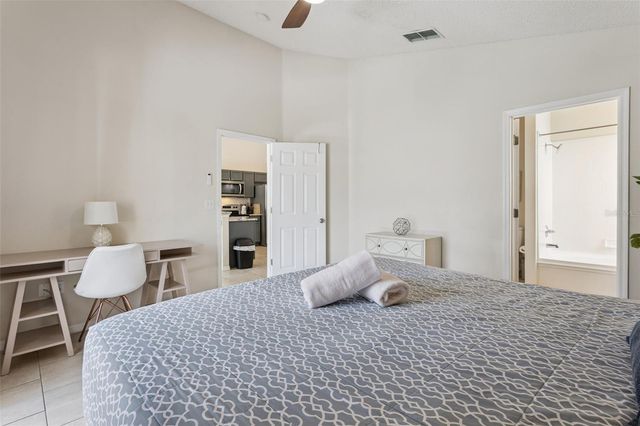 7903 GOLDEN POND CIRCLE, Kissimmee, FL 34747