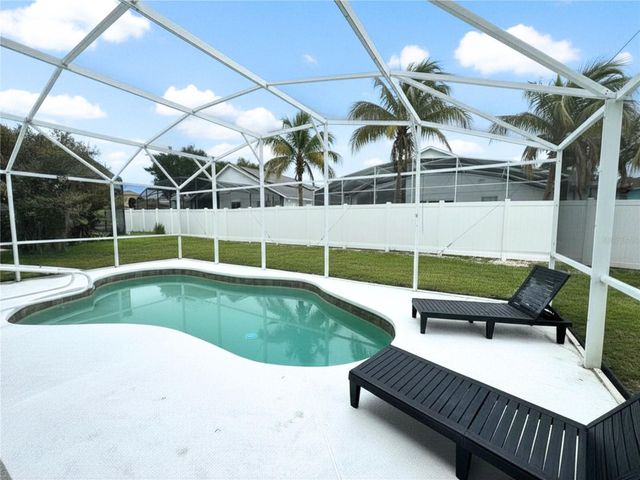 7903 GOLDEN POND CIRCLE, Kissimmee, FL 34747