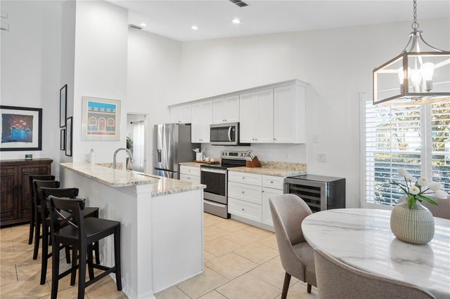 2803 RUNYON CIRCLE, Orlando, FL 32837