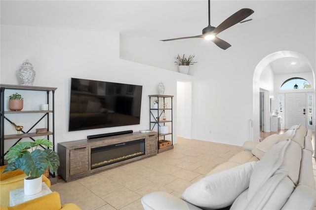 2803 RUNYON CIRCLE, Orlando, FL 32837