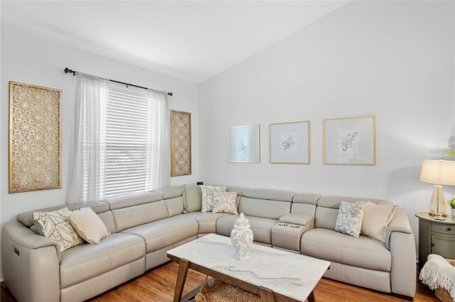 2803 RUNYON CIRCLE, Orlando, FL 32837