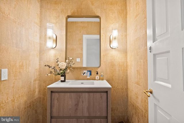 1914 35TH ST NW, Washington, DC 20007