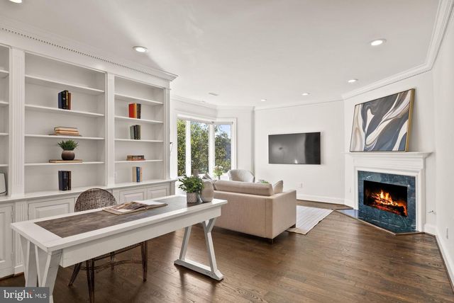 1914 35TH ST NW, Washington, DC 20007