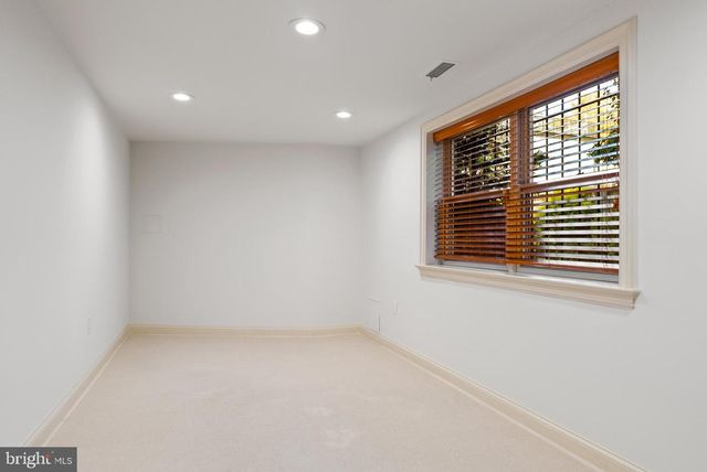 1914 35TH ST NW, Washington, DC 20007