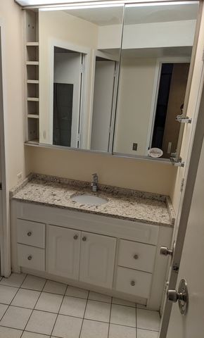 300 N State Street 2330, Chicago, IL 60654