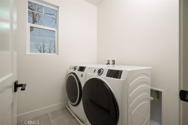 2100 Cresta, Newport Beach, CA 92660