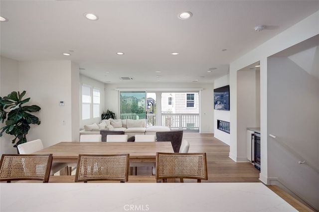 2100 Cresta, Newport Beach, CA 92660