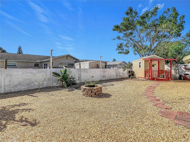 5930 DELLA DRIVE, Holiday, FL 34690