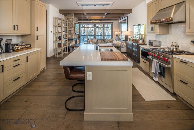 3 Wildwood Road E 11, Big Sky, MT 59716