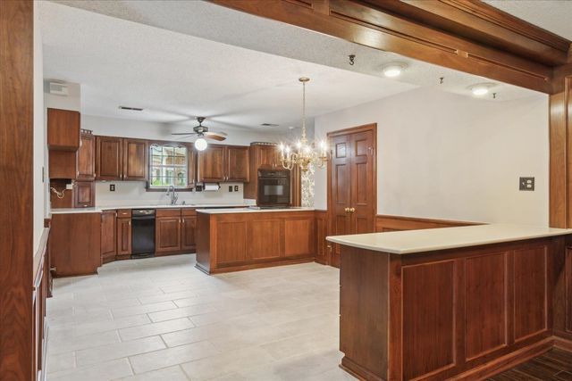 6416 OLD ORCHARD CV, Memphis, TN 38119