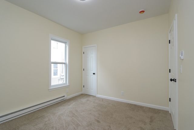 109-111 Brown Ave, Holyoke, MA 01040