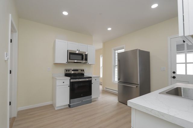 109-111 Brown Ave, Holyoke, MA 01040