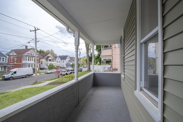 109-111 Brown Ave, Holyoke, MA 01040