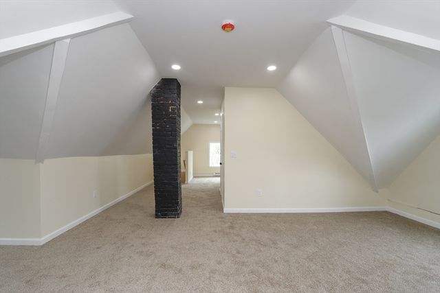 109-111 Brown Ave, Holyoke, MA 01040
