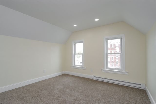 109-111 Brown Ave, Holyoke, MA 01040
