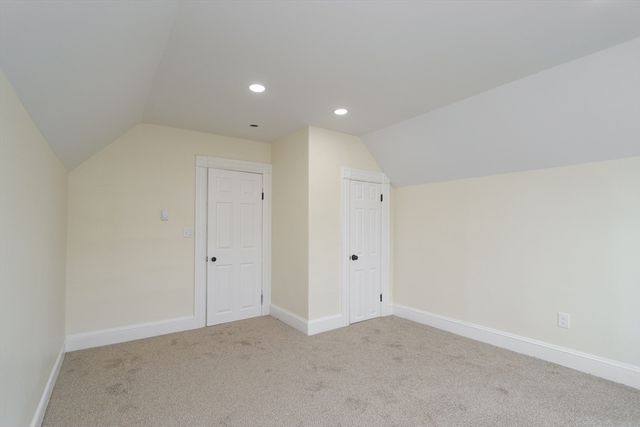 109-111 Brown Ave, Holyoke, MA 01040