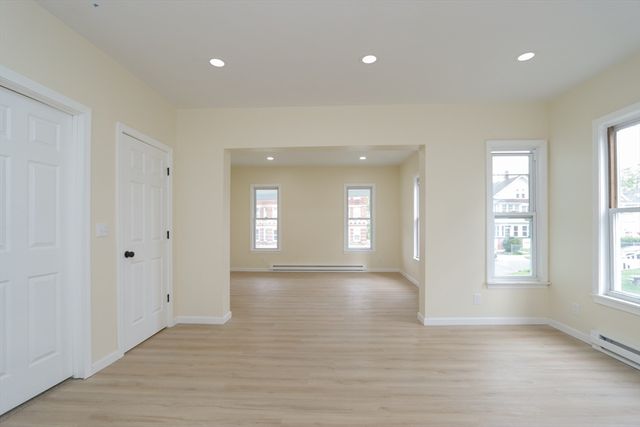 109-111 Brown Ave, Holyoke, MA 01040