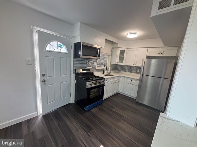 8305 RODNEY ST, Philadelphia, PA 19150
