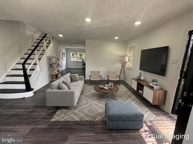 8305 RODNEY ST, Philadelphia, PA 19150
