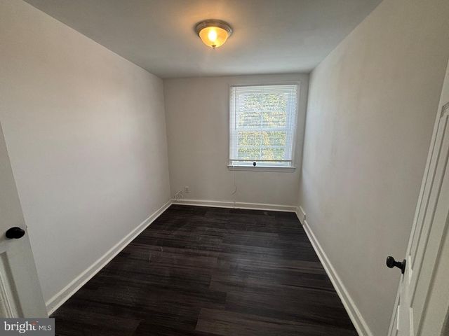 8305 RODNEY ST, Philadelphia, PA 19150