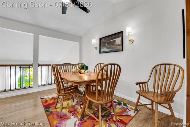 1580 Mercedes Street, West Bloomfield, MI 48324