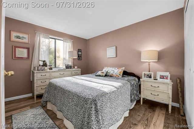 1580 Mercedes Street, West Bloomfield, MI 48324
