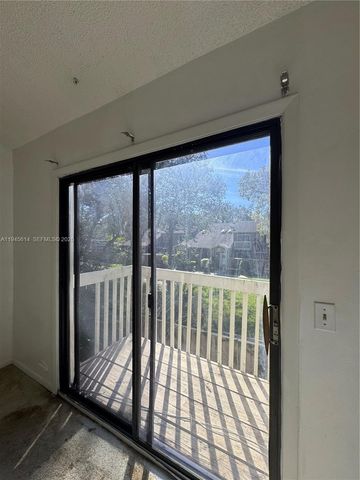 7157 Sportsmans Dr, North Lauderdale, FL 33068