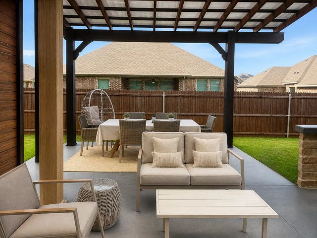 3712 Rolling Meadows Drive, Grand Prairie, TX 76065