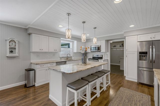 1112 NEWPORT AVENUE, Lakeland, FL 33801