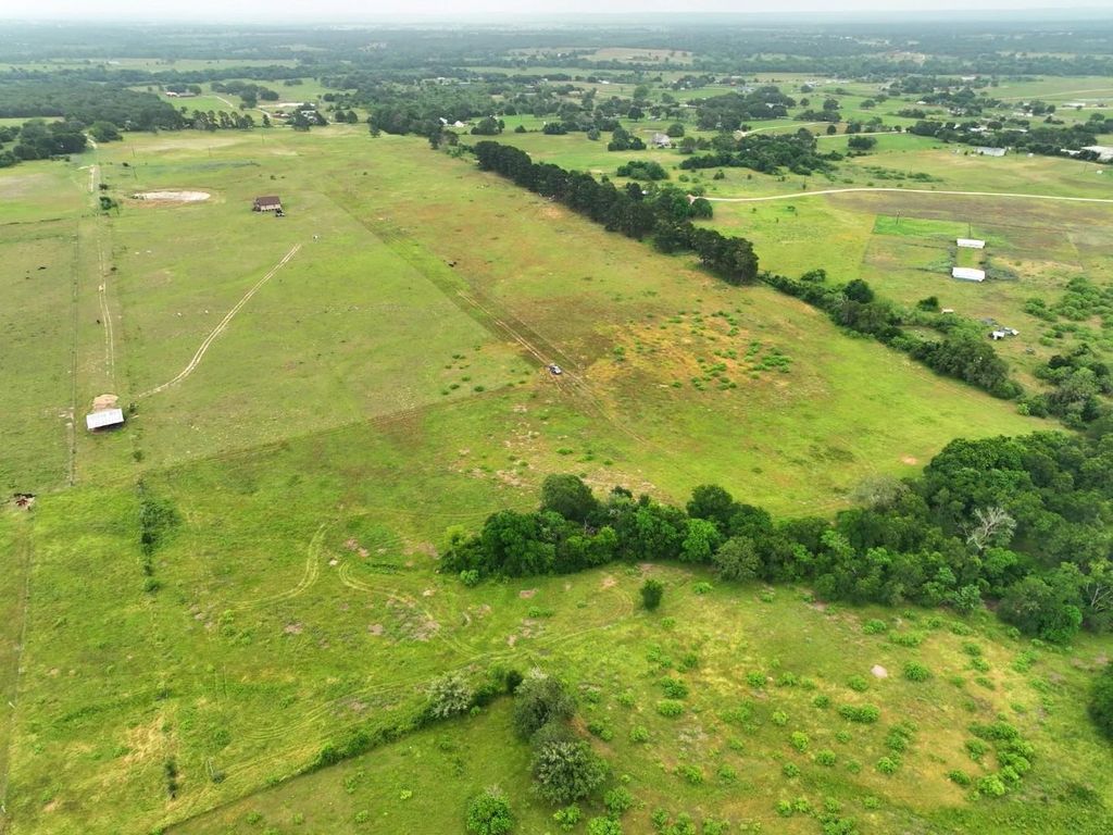 1450 Cattlemens ROW Tract 3, Lockhart, TX 78644