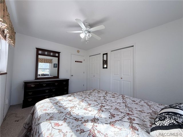 14 Canterbury Road, Inglis, FL 34449