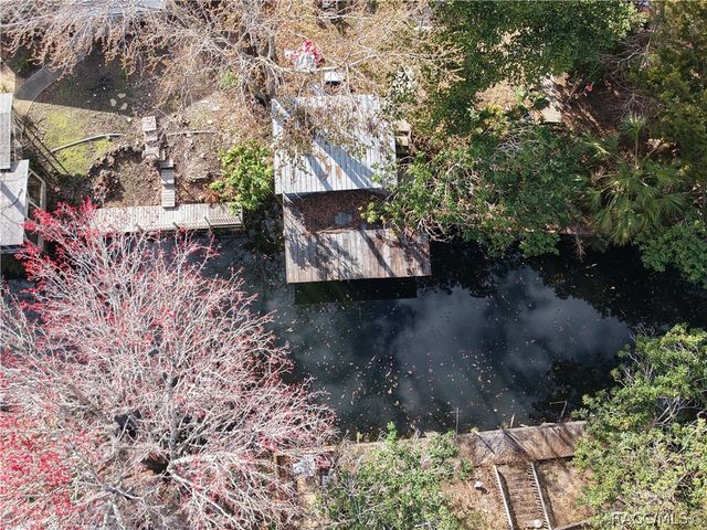 14 Canterbury Road, Inglis, FL 34449