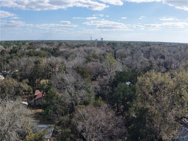 14 Canterbury Road, Inglis, FL 34449