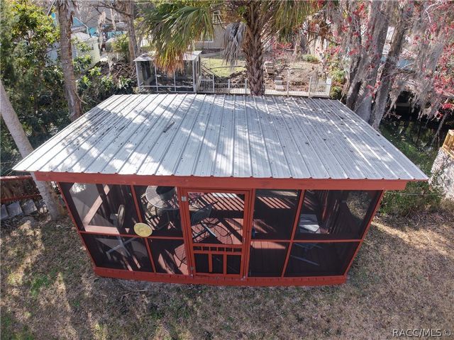 14 Canterbury Road, Inglis, FL 34449