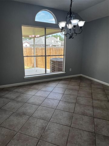 3608 Lochmoor Lane, Pearland, TX 77581