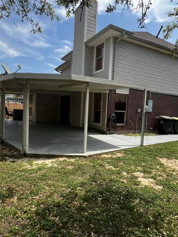 3608 Lochmoor Lane, Pearland, TX 77581