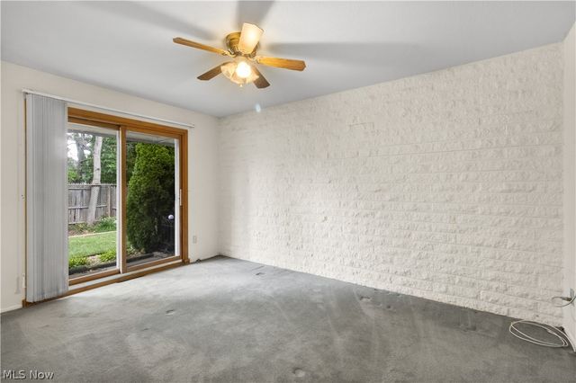 21884 River Oaks Drive, Rocky River, OH 44116