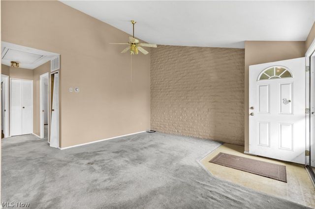 21884 River Oaks Drive, Rocky River, OH 44116