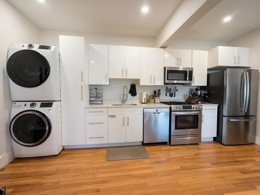 289 Walnut Stoughton 1, Stoughton, MA 02072