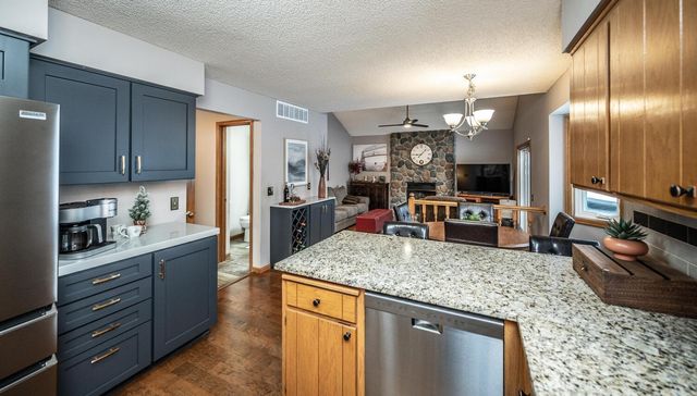 17379 Hayes Avenue, Lakeville, MN 55044