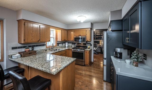 17379 Hayes Avenue, Lakeville, MN 55044