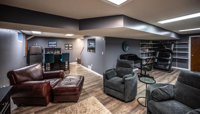 17379 Hayes Avenue, Lakeville, MN 55044