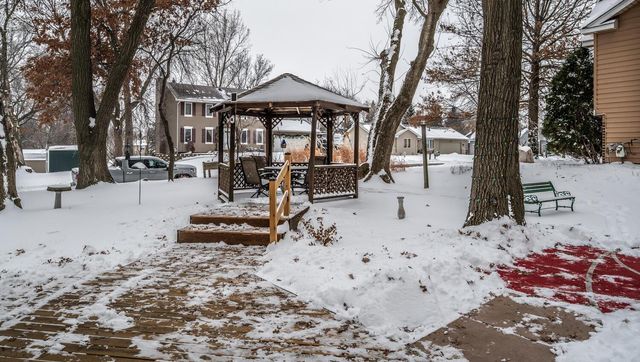 17379 Hayes Avenue, Lakeville, MN 55044