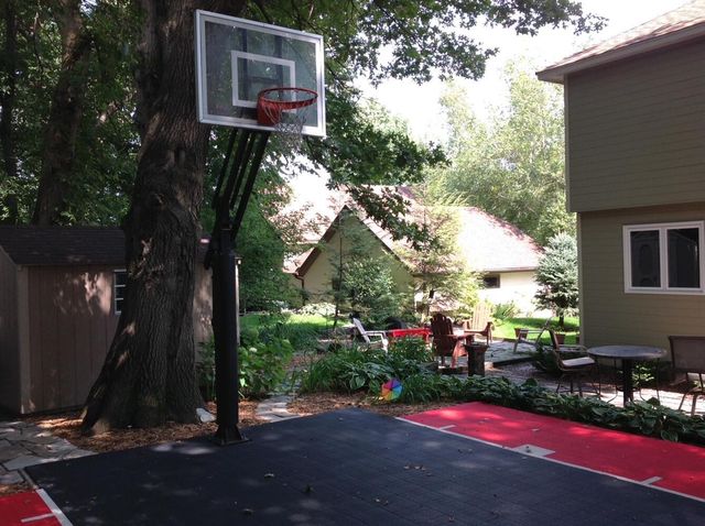 17379 Hayes Avenue, Lakeville, MN 55044