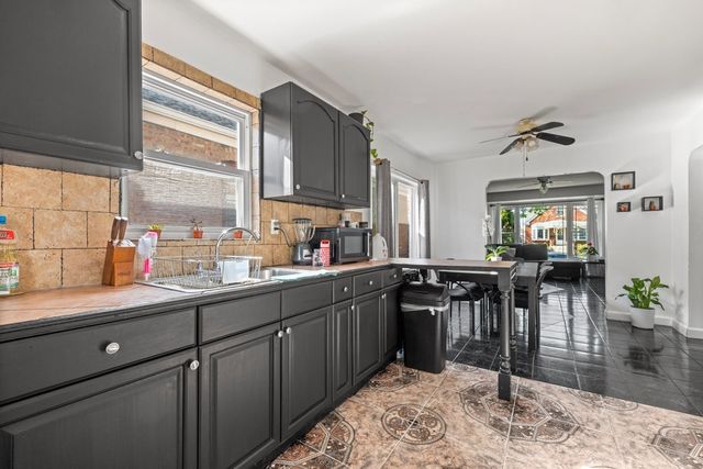 3737 W 70th Street, Chicago, IL 60629