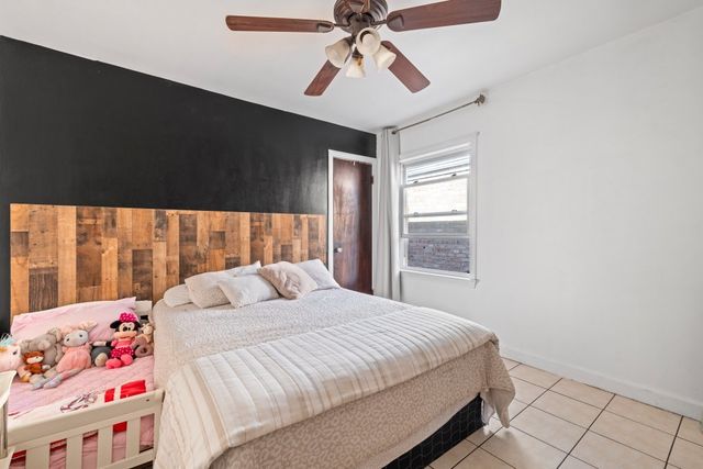 3737 W 70th Street, Chicago, IL 60629