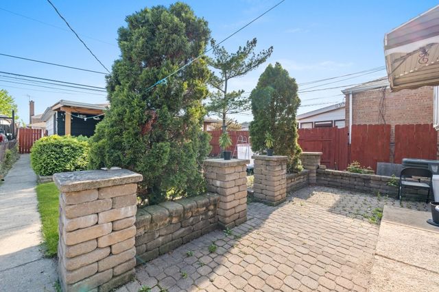 3737 W 70th Street, Chicago, IL 60629
